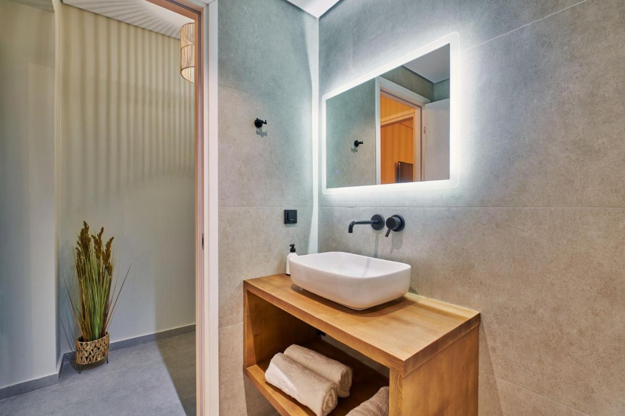 Beautiful City Center Apartments Закинтос Екстериор снимка