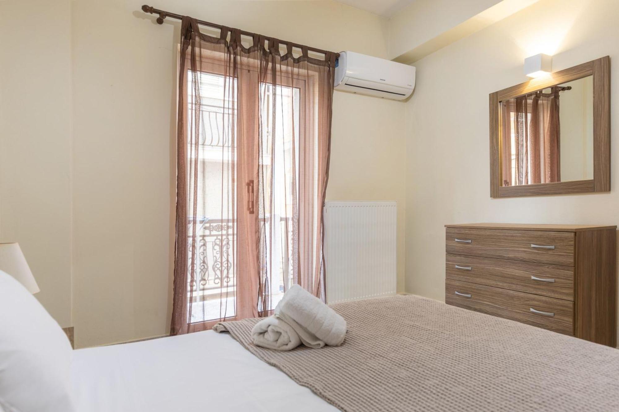 Beautiful City Center Apartments Закинтос Екстериор снимка