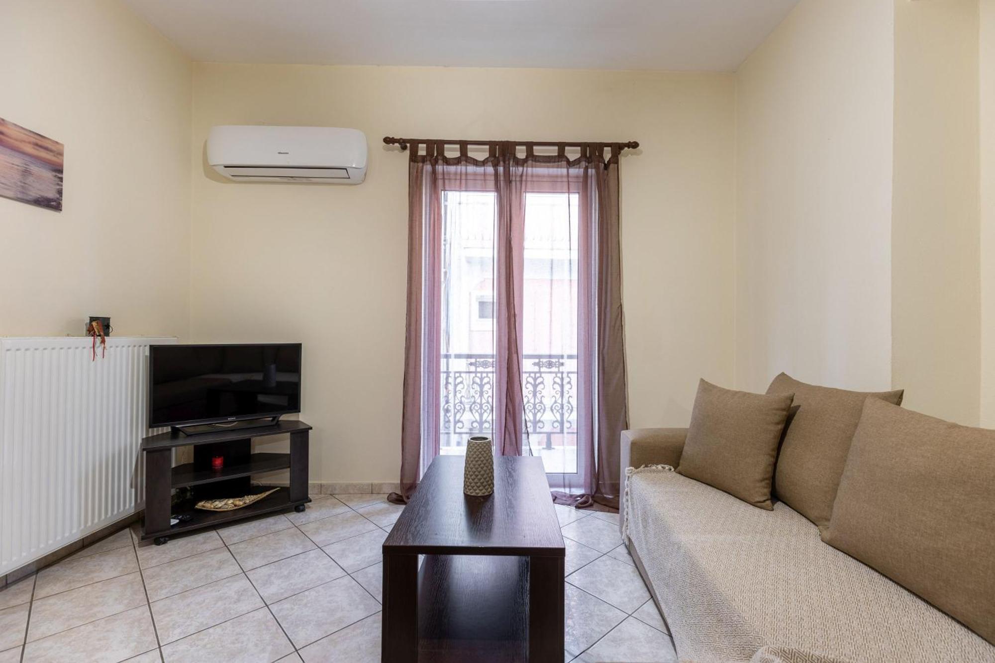 Beautiful City Center Apartments Закинтос Екстериор снимка
