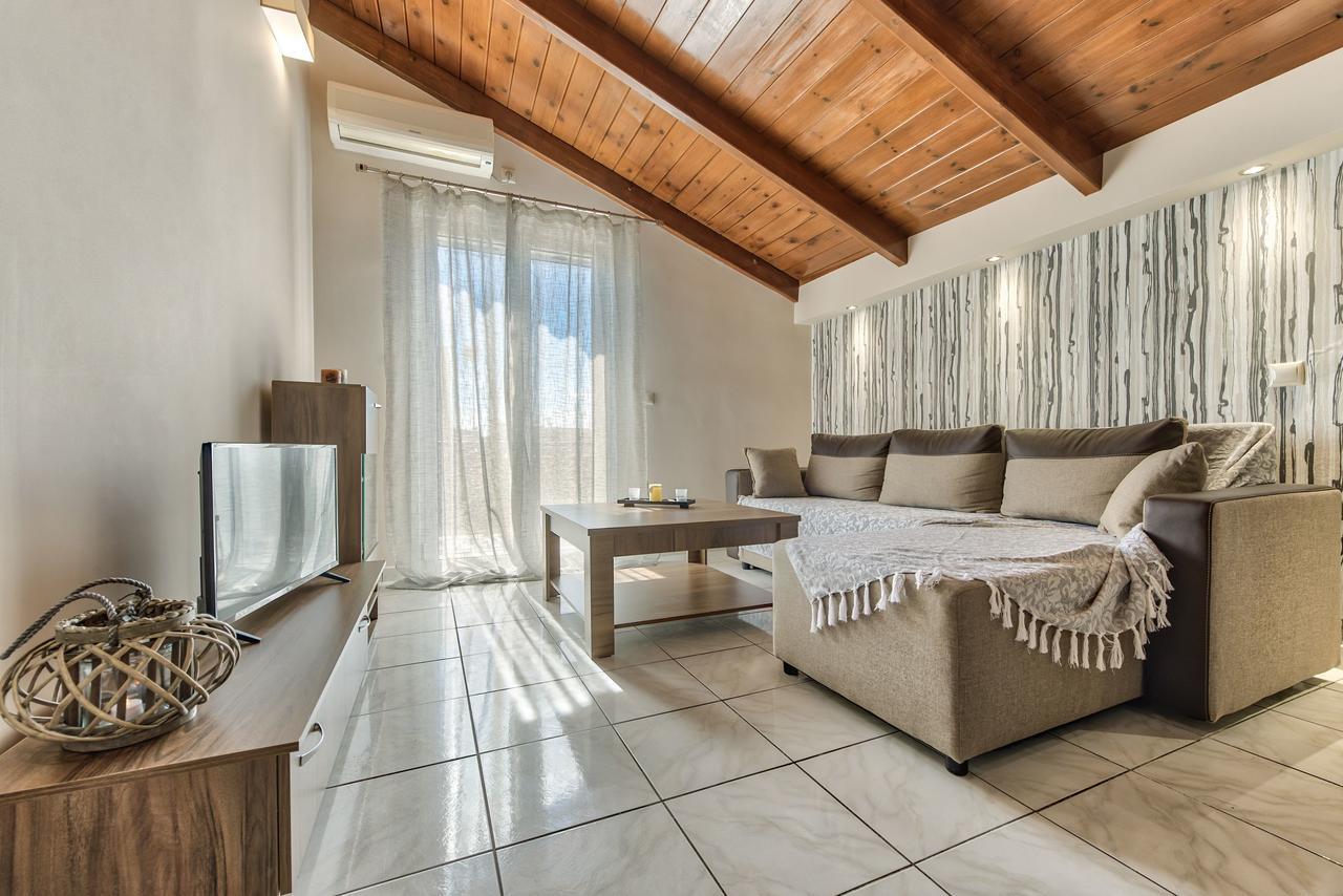 Beautiful City Center Apartments Закинтос Екстериор снимка